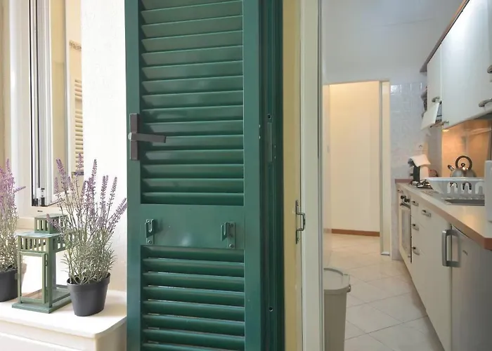 Janette Flexyrent * Rapallo