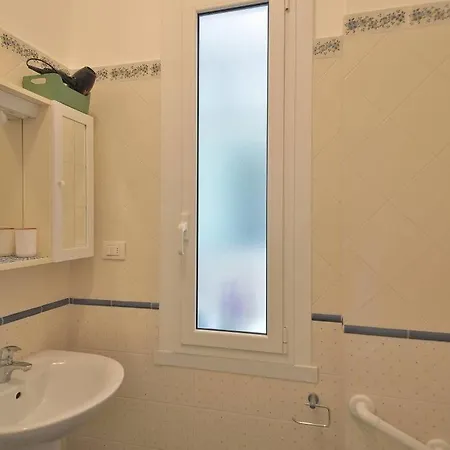 Janette Flexyrent راباللو