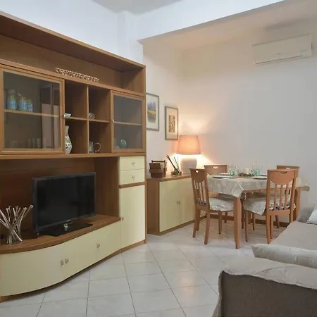 Janette Flexyrent Apartment Rapallo