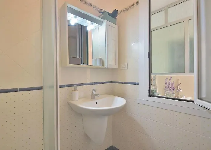 Janette Flexyrent * Rapallo